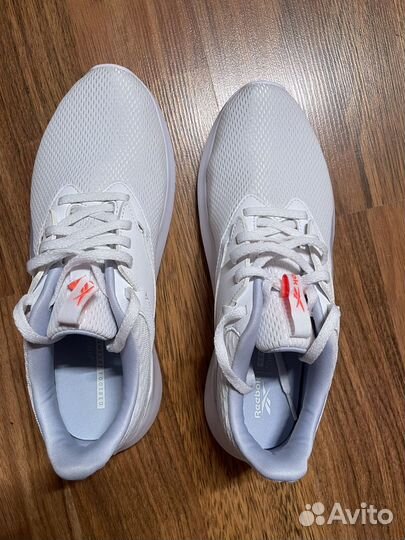 Кроссовки reebok женские 39 размер