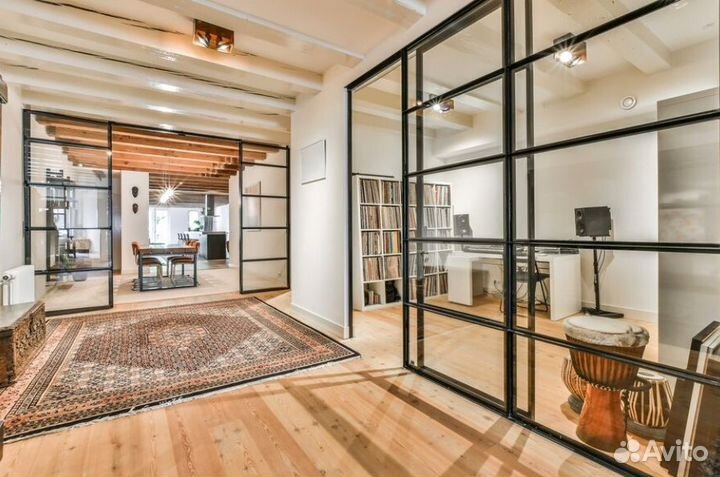 Распашная перегородка для зонирования комнаты