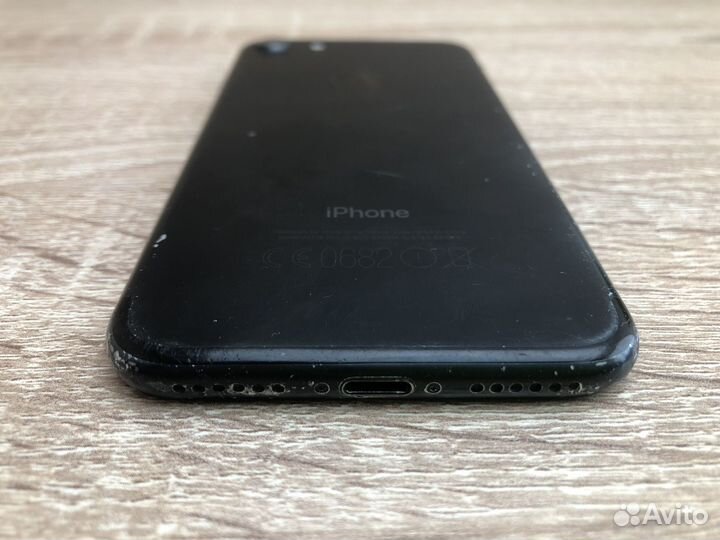 iPhone 7, 32 ГБ
