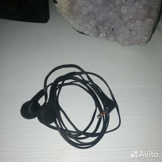 Проводные наушники