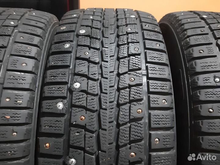 Зимние dunlop 205 55 P 16