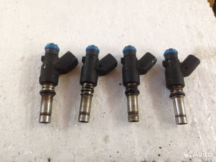 Форсунка opel astra H,L48 Z16XER