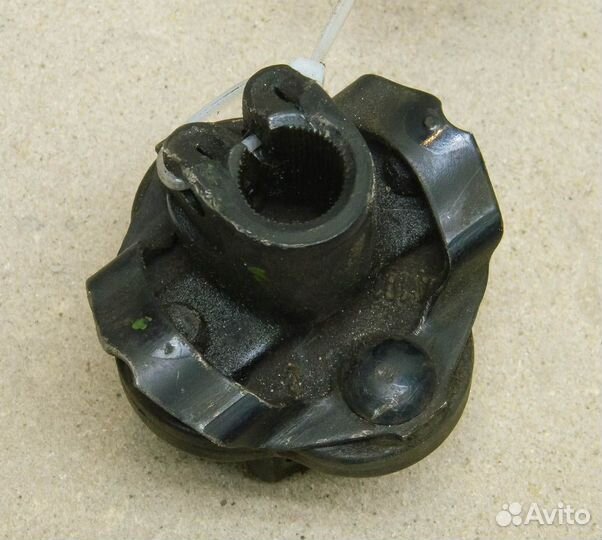 Карданчик рулевой Audi 80 B3
