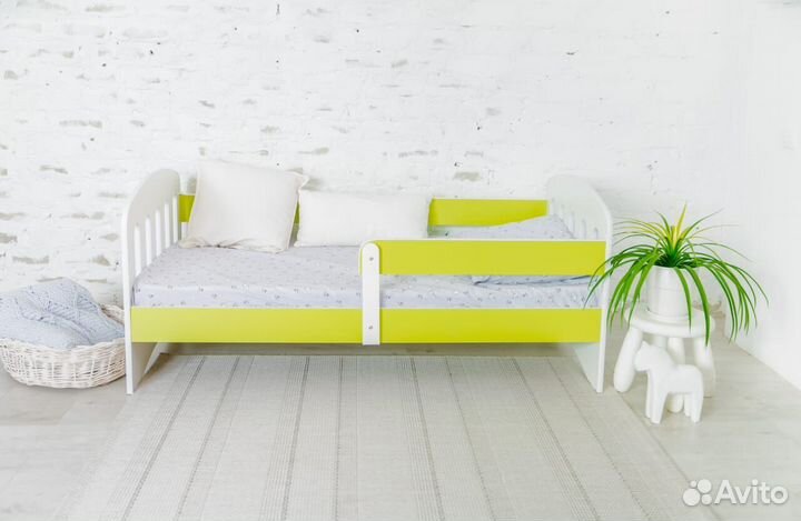 Кровать высокий борт детская из ламинированного дс