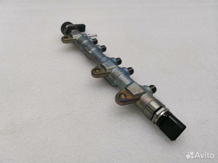 Топливная рампа Bmw X4 F26 2.0 2014