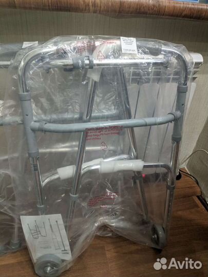 Костыли. Ходунки. Трости