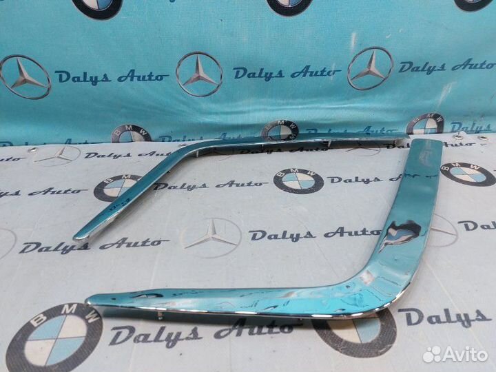 Молдинг бампера хром передний Mercedes Benz