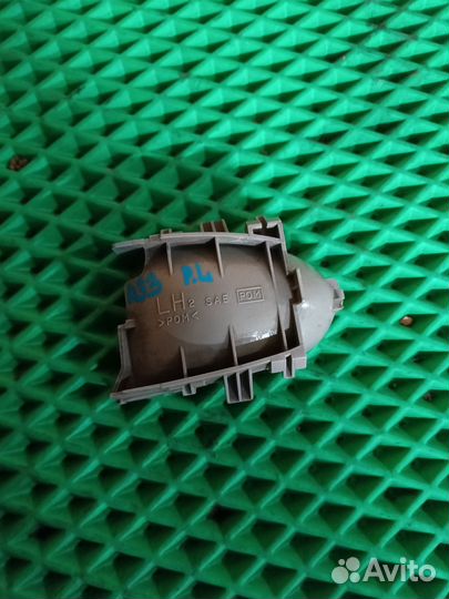 Накладка ручки двери передняя левая Nissan Maxima