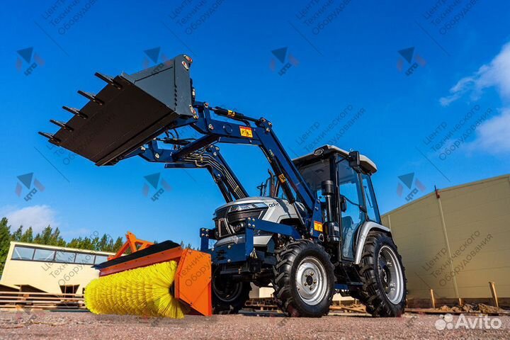 Коммунальный трактор Скаут T-254C с навесным