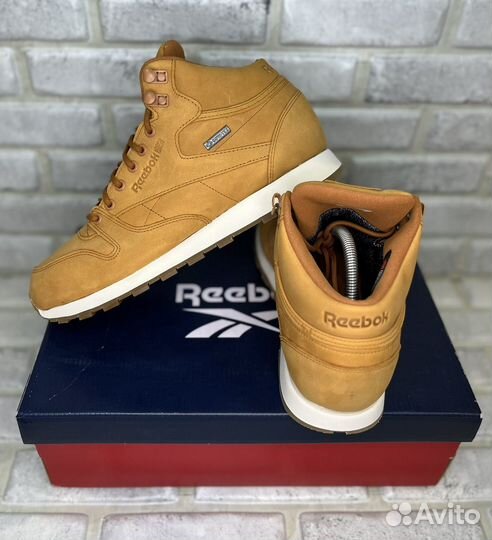 Кроссовки Reebok Classic Leather Mid GTX