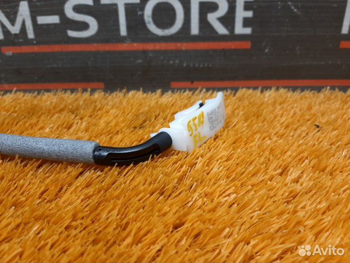 Трос замка двери передний левый Bmw 3-Series E90