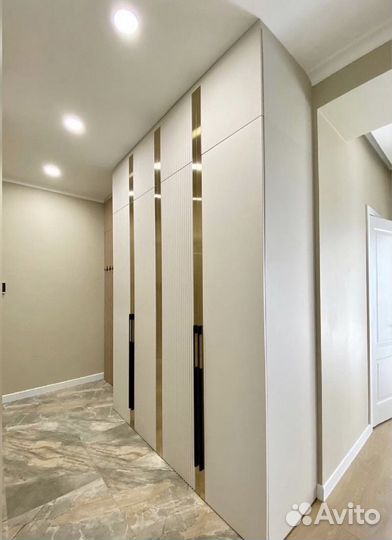 Молдинг плоский золото глянцевый