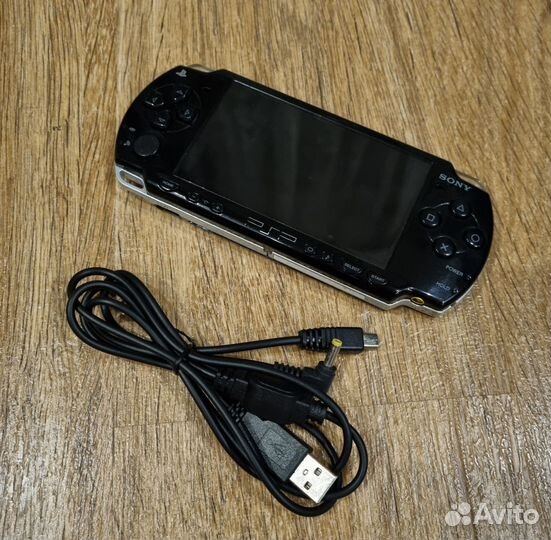 PSP - 2008 Slim & Lite (Прошитая)