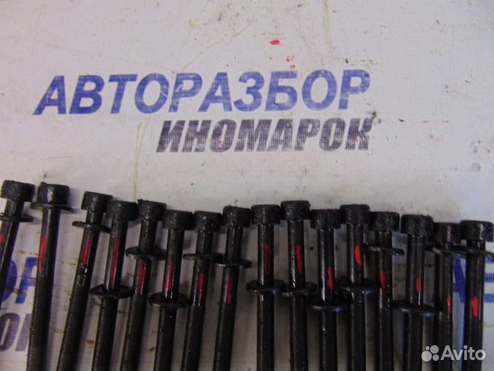 Болт головки блока для Infiniti QX 70 2013г