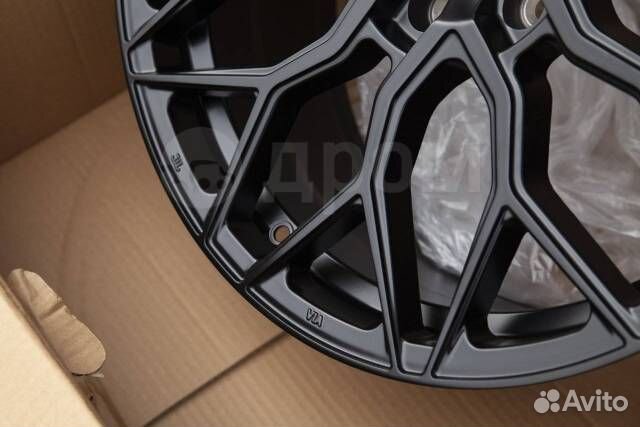 Диск литой Replica Vossen HF-2 R20 5*114.3