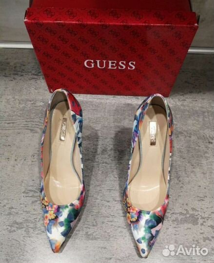 Туфли Guess
