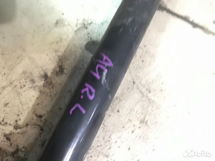 Привод задний левый Audi A4 cdnf 2010