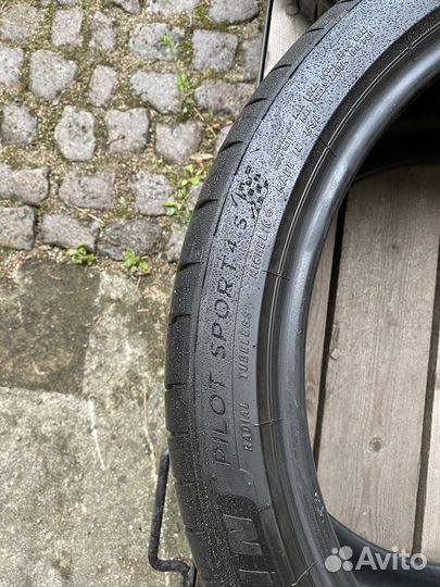Michelin Pilot Sport 4 S 295/30 R19 100Y