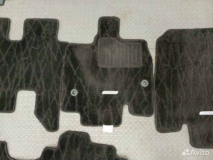 Оригинальные ковры Honda Step WGN RP5