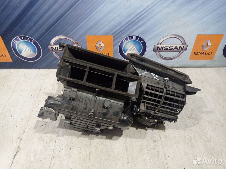 Корпус печки отопителя Geely emgrand X7