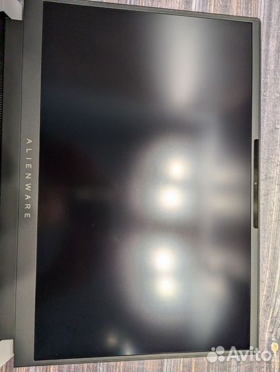 Alienware x16 R2, ultra 9, 4090, 32gb, 4tb