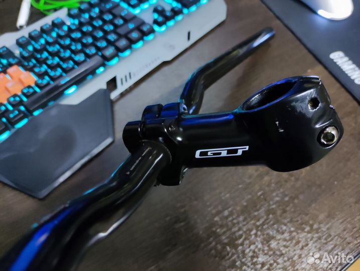 Переходник 203. Руль для велосипеда GT, Седло