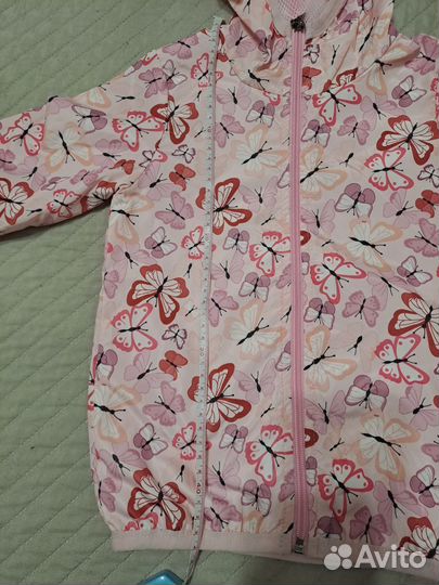 Ветровка на сетке новая для девочки 104
