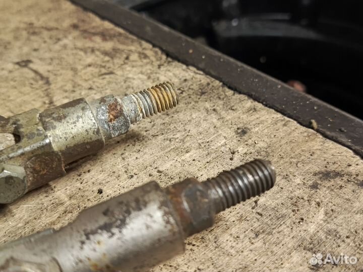 Подножки пассажира на мотоцикл восход