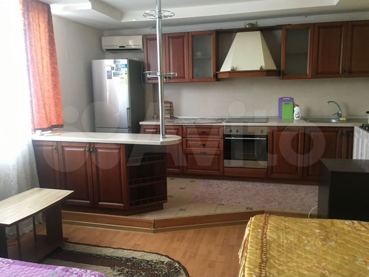 Гостиница, 100 м²
