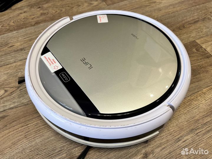 Робот пылесос iLife