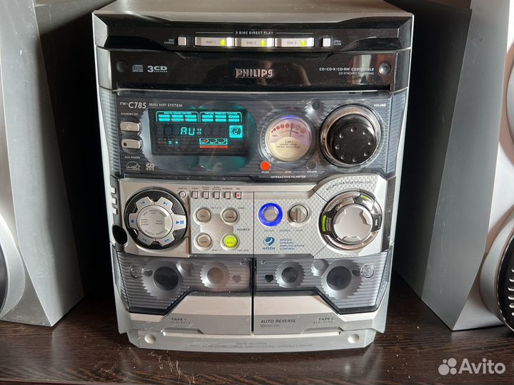 Музыкальный центр philips