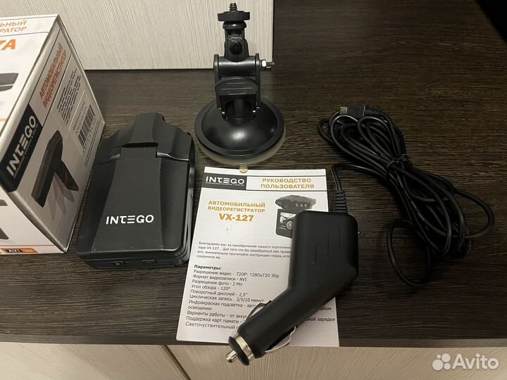 Видеорегистратор Intego VX-127A