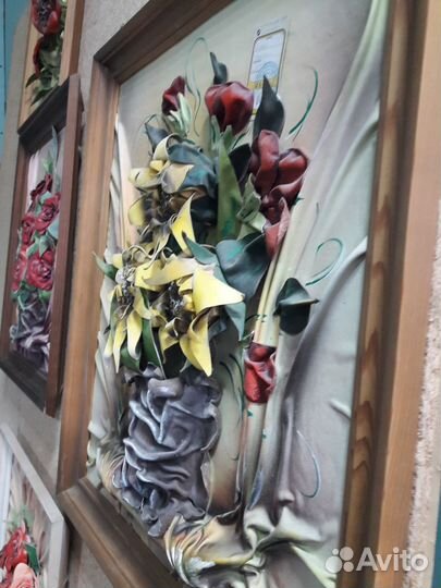 Картины для интерьера из кож.зама