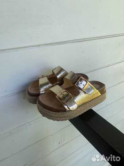 Босоножки для девочки