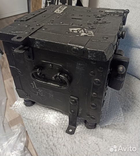 Сундук, сейф, копилка, лофт, шкатулка, ларец