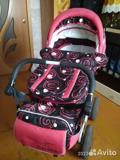 Прогулочная коляска 2/1