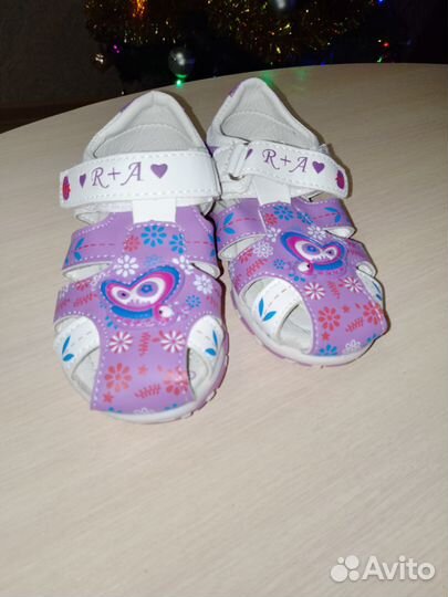 Босоножки для девочки