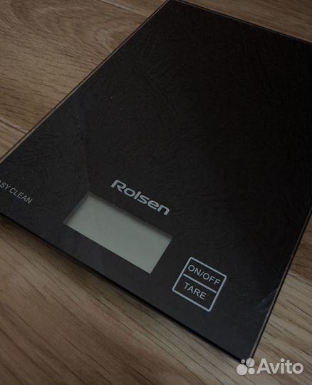 Кухонные весы rolsen
