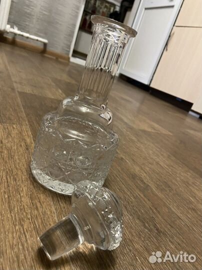 Кувшин хрустальный