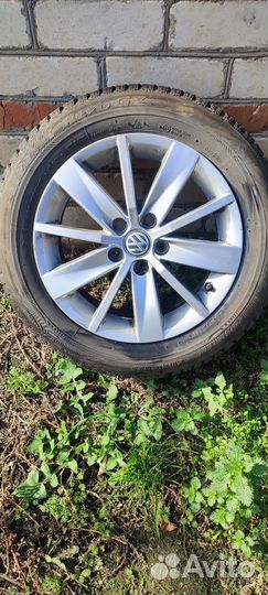 Bridgestone Blizzak Revo GZ 185/60 R15
