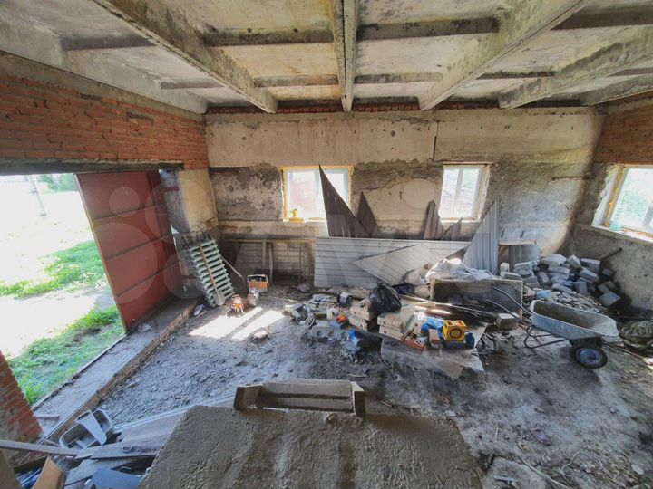 Дом 324 м² на участке 6,9 сот.