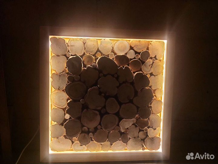 Панно из можжевельника