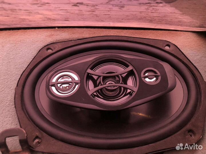 Автомобильные калонки блины