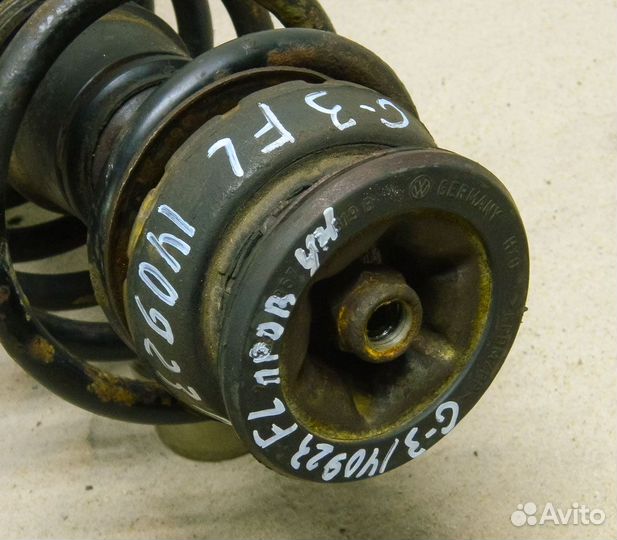 Стойка передняя в сборе VW Golf 3 Bilstein