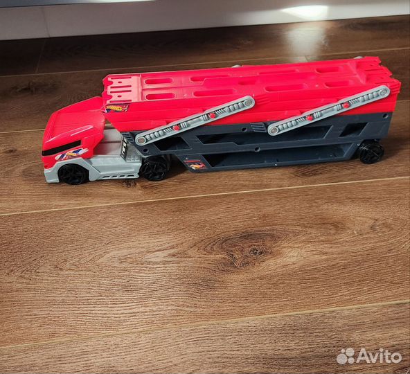 Hot wheels грузовик автотрек