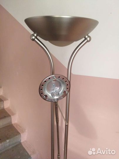 Лампа напольная (торшер)