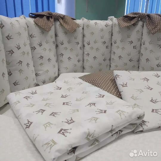 Бортики в детскую кроватку новые