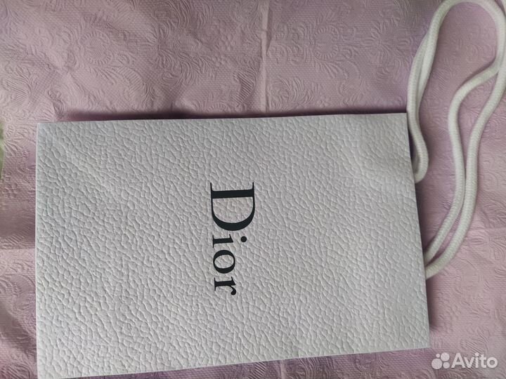 Новый пакет с ручками Dior(Диор),Франция.Белый