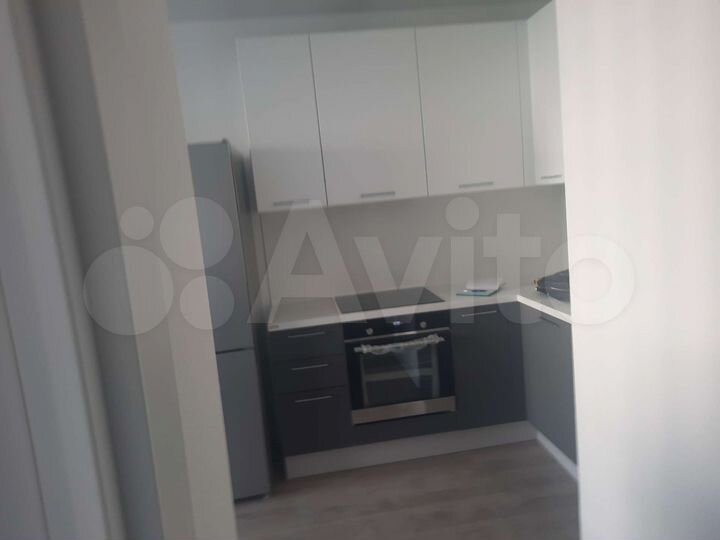 2-к. квартира, 33 м², 10/12 эт.