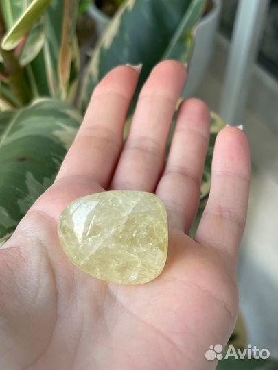 Цитрин натуральный галтовка